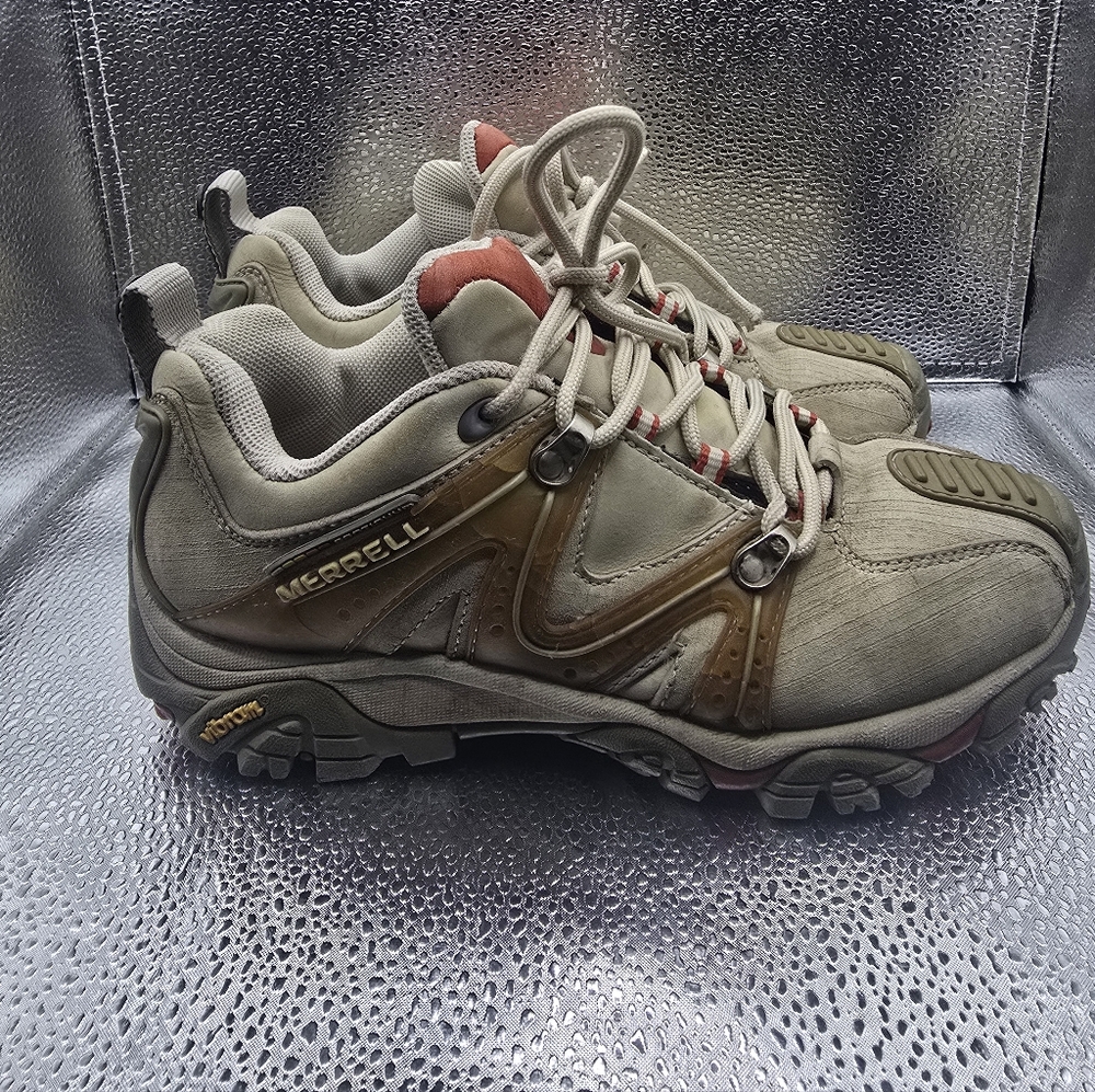 Merrell Womens Size 6 siren Sport Gore-Tex Hiking Shoes Brown  Low Top